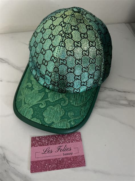 cappello gucci con fiori